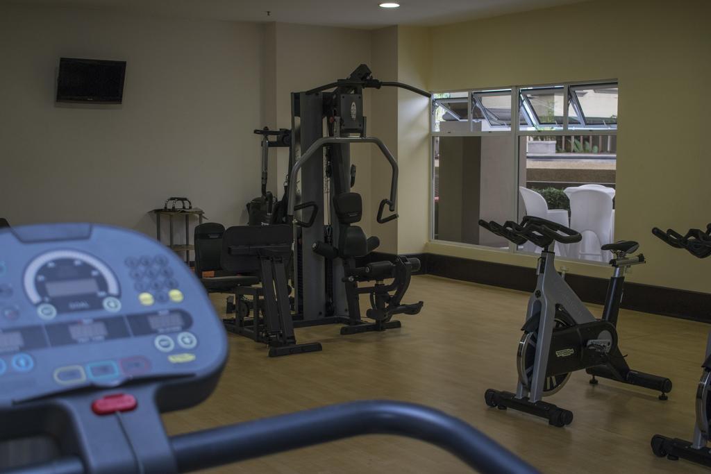 Torres Del Lago Suites And Apartments Сан Хосе Екстериор снимка