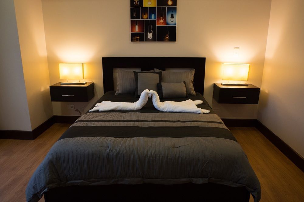 Torres Del Lago Suites And Apartments Сан Хосе Екстериор снимка