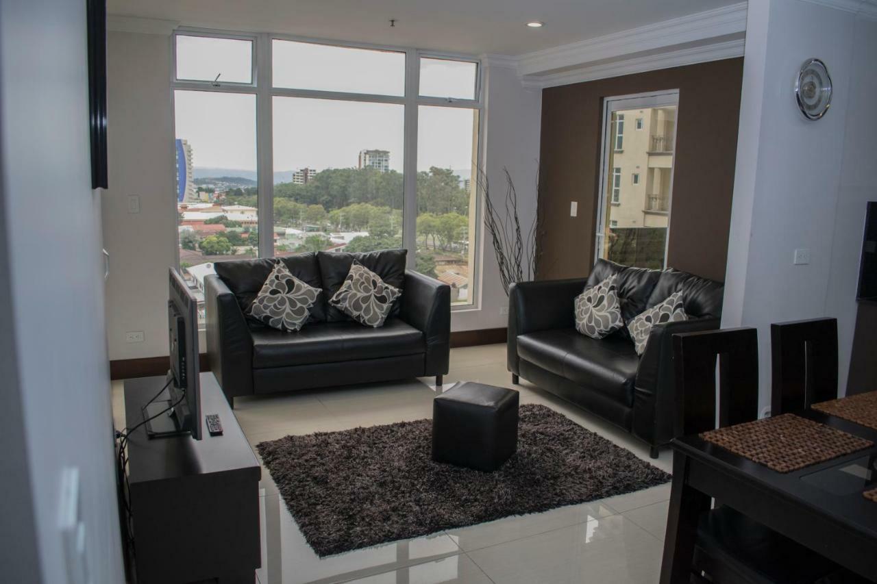 Torres Del Lago Suites And Apartments Сан Хосе Екстериор снимка
